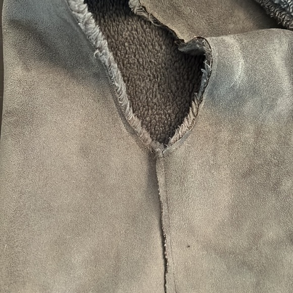 Velvet Graham & Spencer Faux Suede/Shearling Vest (Sz S) - Picture 12 of 16